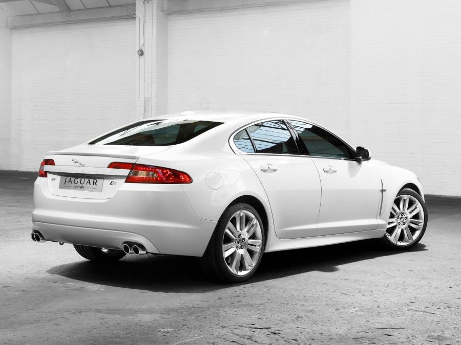  Jaguar XFR 2009 года  (фото 27 из 141)